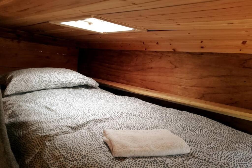 Truck & Pod Creative Nature Retreat. Bantry Luaran gambar